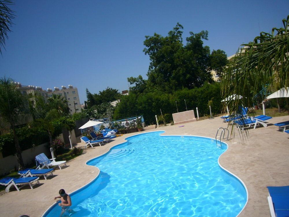 Apartamento Blue Oasis Gardens Limassol Exterior foto