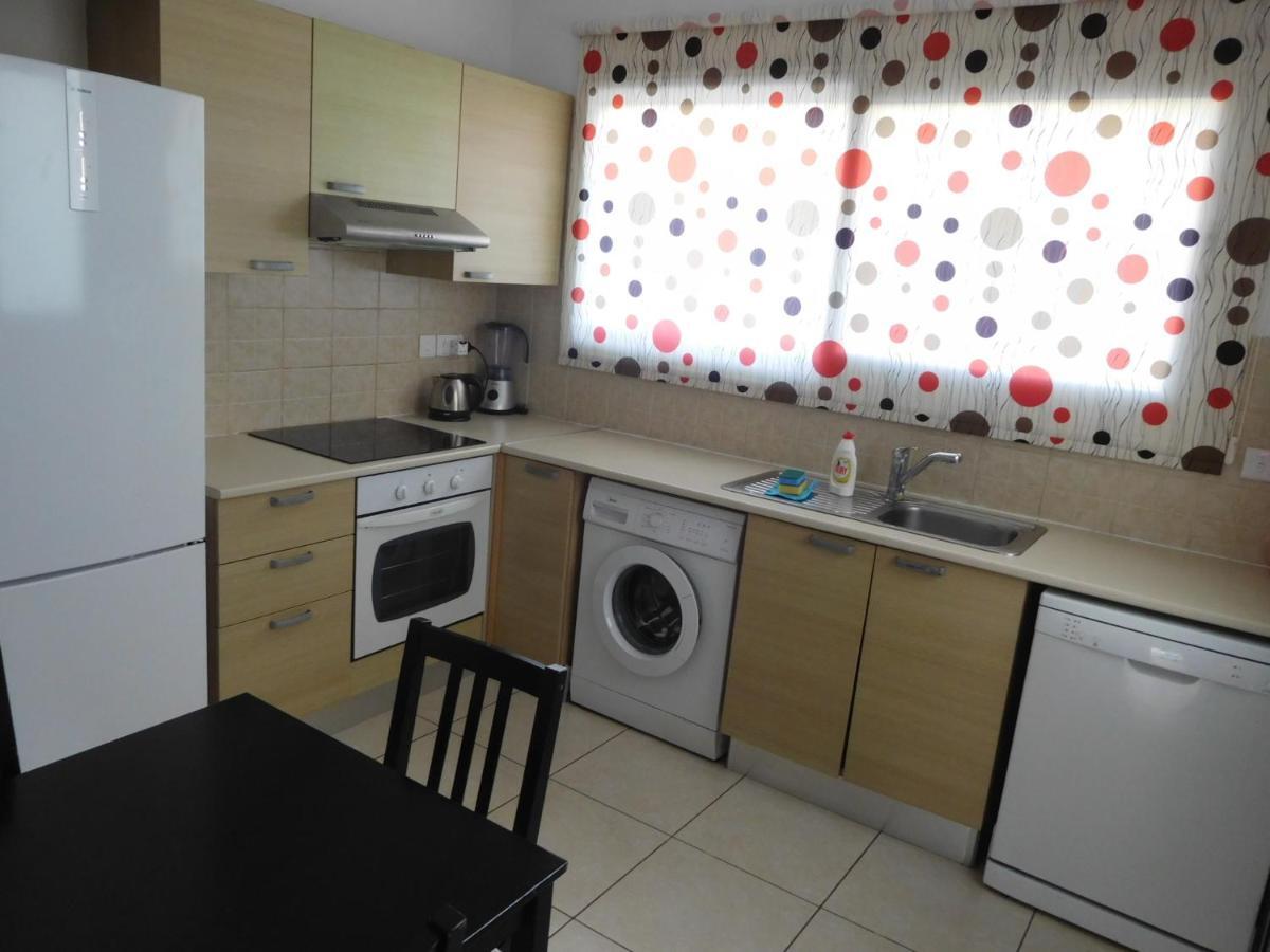Apartamento Blue Oasis Gardens Limassol Exterior foto